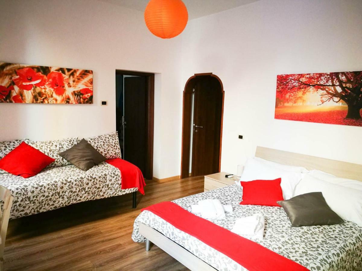 Bed and breakfast Falco House *