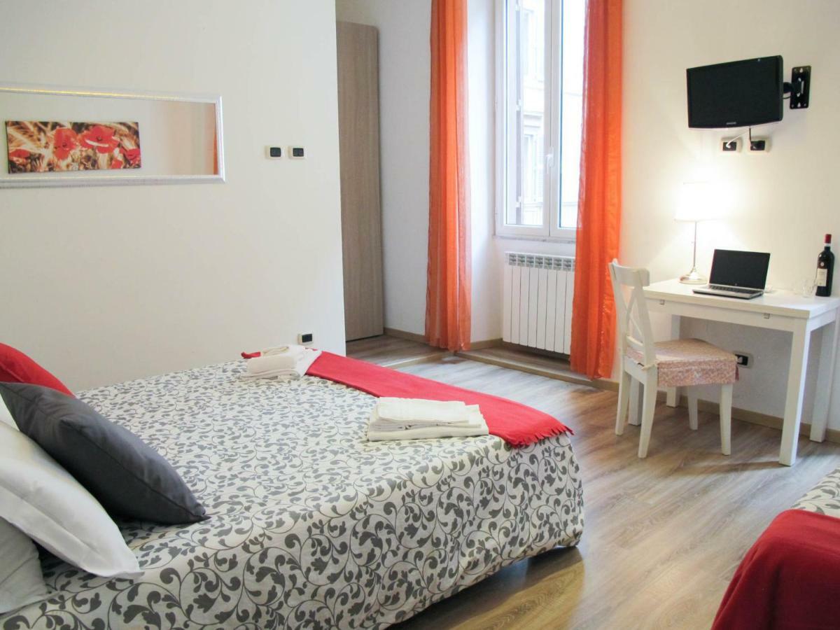 Bed and breakfast Falco House